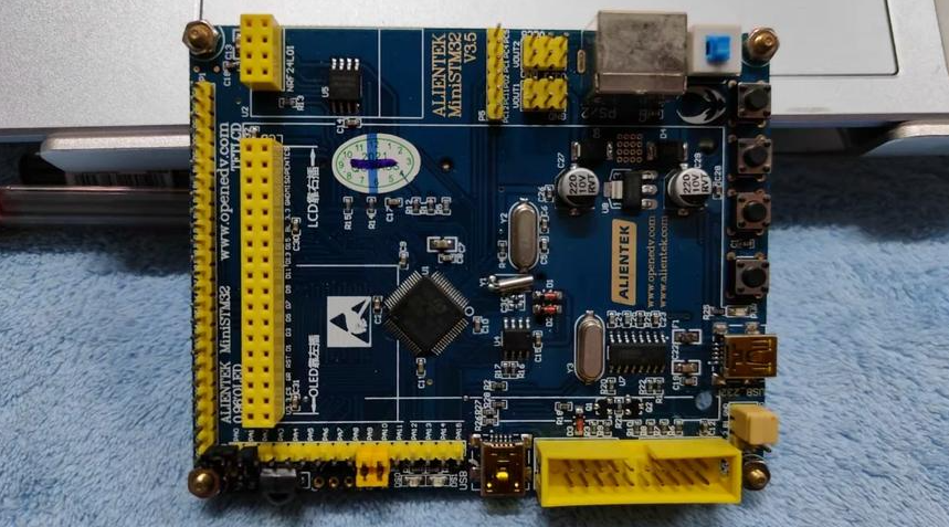 軟件開發(fā)服務(wù)費(fèi)和技術(shù)服務(wù)費(fèi)